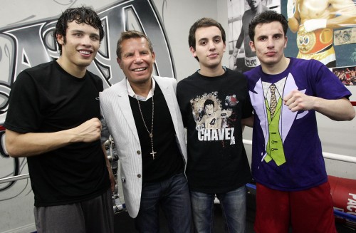 Chavez Jr media day 110518_009a
