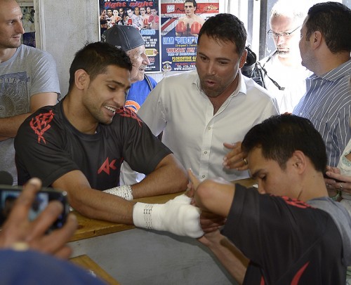 Khan workout at the wild card gym. Photo by Gene Blevins/Hoigan Photos